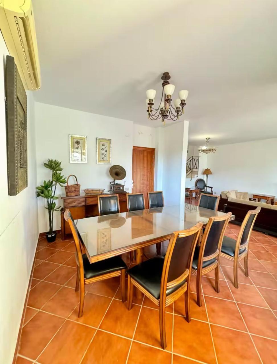A Sea View Spacious Cheering 5 Bedroom Villa Ain Sokhna "Ain Bay" فيلا كاملة للإيجار قرية العين باي Ain Sukhna Bagian luar foto