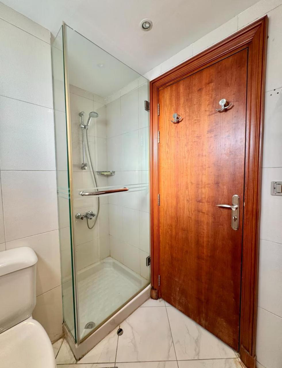 A Sea View Spacious Cheering 5 Bedroom Villa Ain Sokhna "Ain Bay" فيلا كاملة للإيجار قرية العين باي Ain Sukhna Bagian luar foto