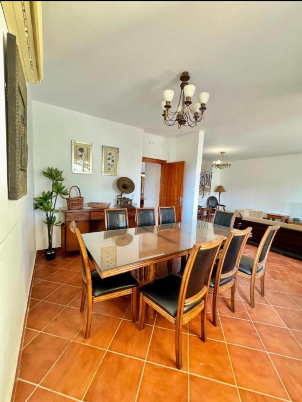 A Sea View Spacious Cheering 5 Bedroom Villa Ain Sokhna "Ain Bay" فيلا كاملة للإيجار قرية العين باي Ain Sukhna Bagian luar foto